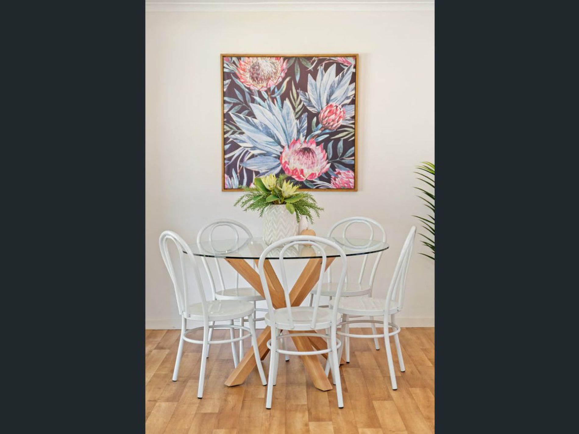 20 Brian Grove, Paradise