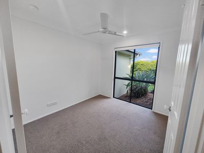 1 Gould Place, Pacific Pines