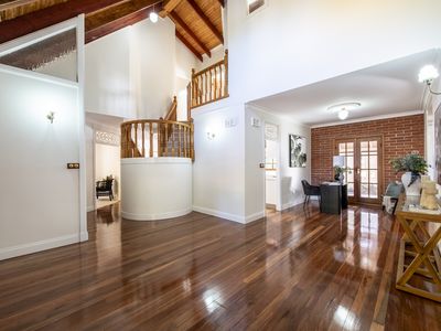 1 Renshaw Drive, Dubbo