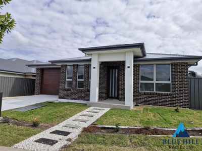 1 / 27 Crestwood Road, Thornton