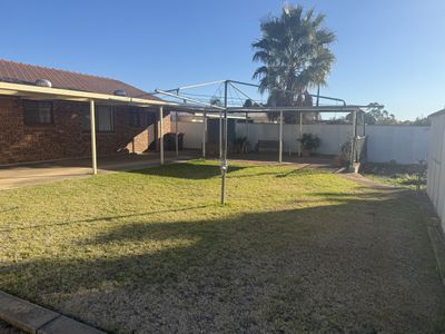 10 Medlyn Street, Parkes