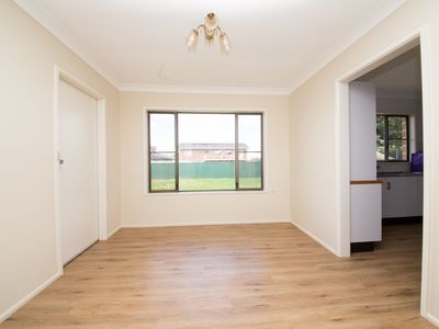 25 Beveridge Crescent, Dubbo