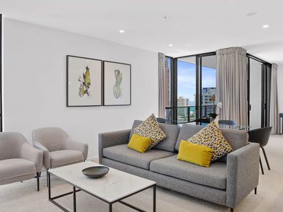 57 / 31 Queensland Avenue, Broadbeach