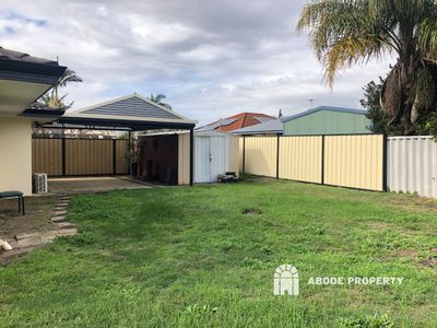 12 Coomer Elbow, South Guildford