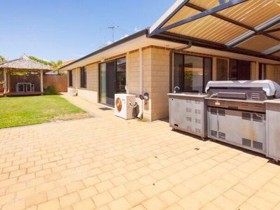 12 Bilcich Gardens, Spearwood
