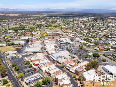 158-160 Main Street, Stawell