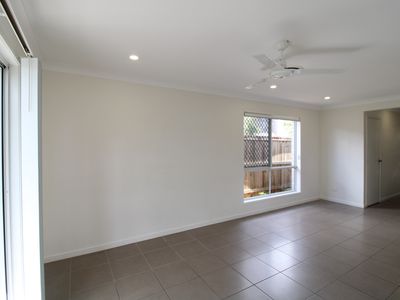 23 / 106 Groth Road, Boondall