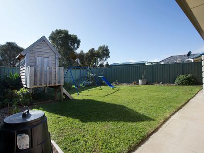 8 Chartreuse Court, Aldinga Beach