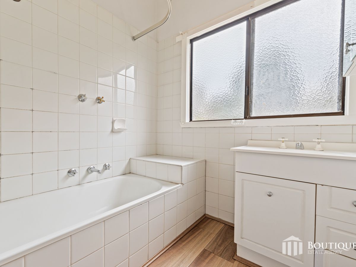 13 Lexton Avenue, Dandenong
