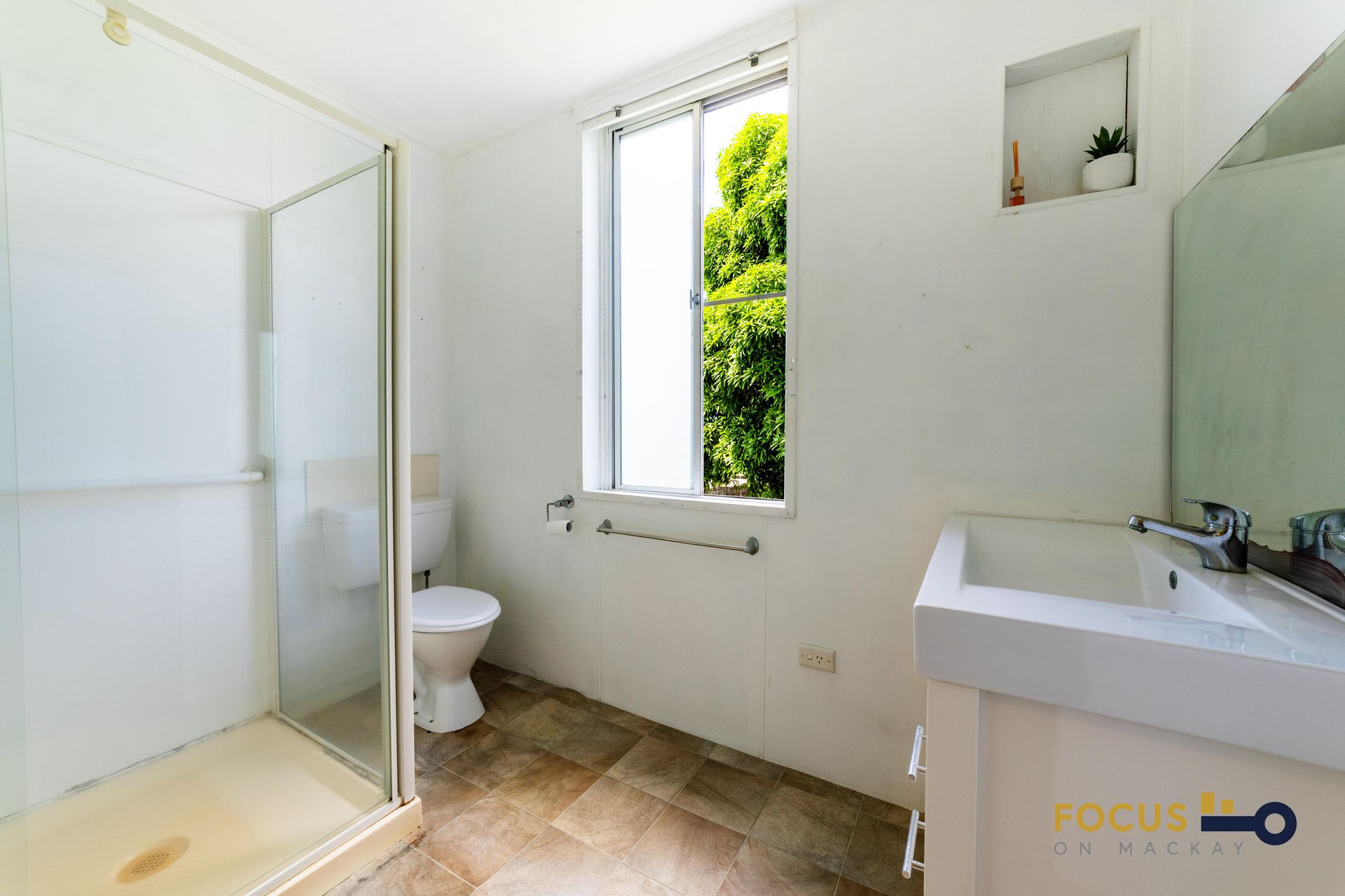 24 Leslie Street, Sarina