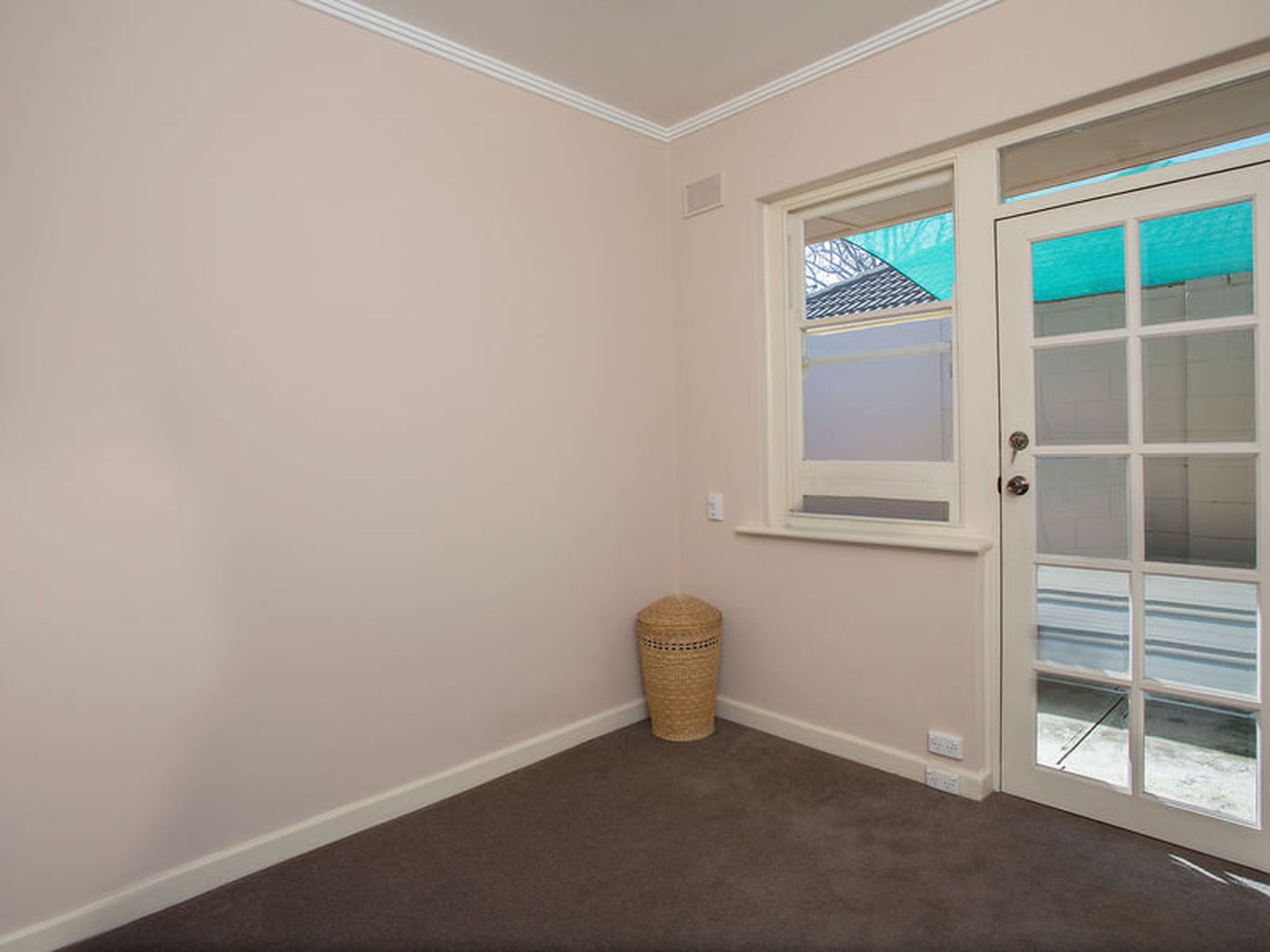 4 Comet Avenue, Netley