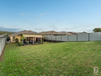 82 Settlement Drive, Wadalba