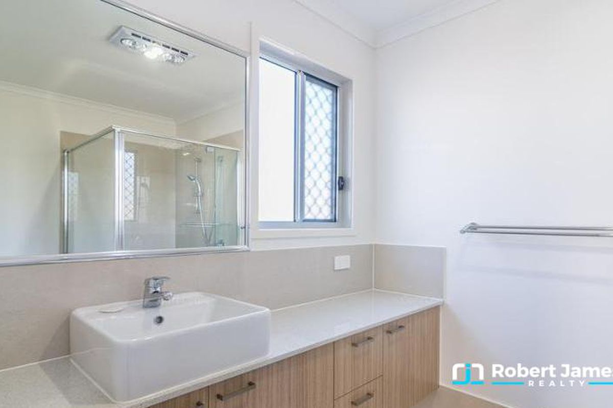 25 Silver Wattle Gr, Peregian Springs