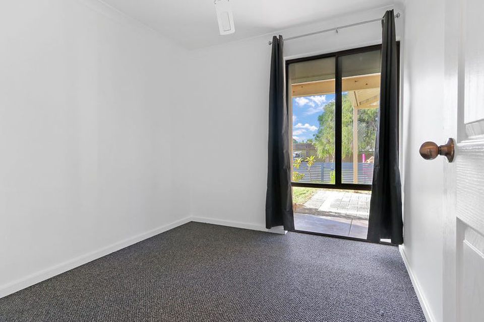 27 Clovelly Way, Warnbro