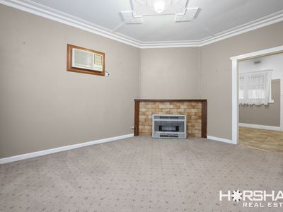 19 Bradshaw Street, Horsham