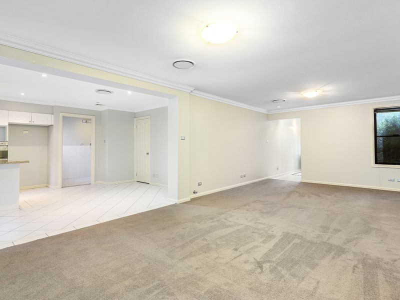 5 Etruscan Court, Glenwood