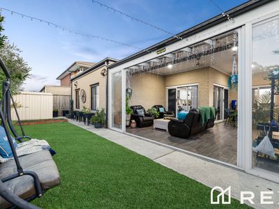 9 Springleaf Avenue, Clyde North