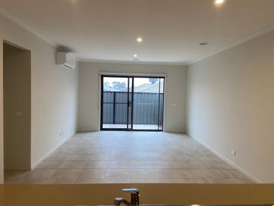 23 Bowenia Avenue, Craigieburn
