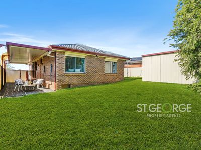 8 Patonga Close, Woodbine