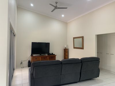 1 Lady Penrhyn Drive, Eli Waters