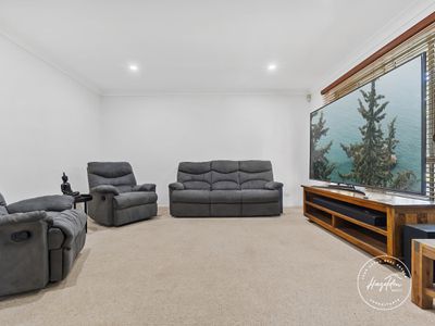19 Riverwood Drive, Bellmere