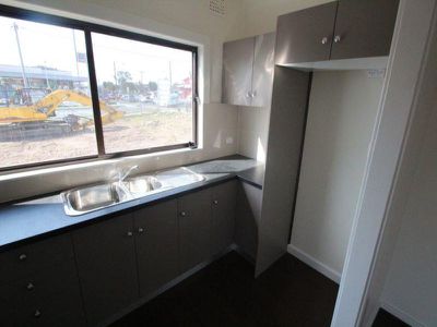 290 Woodville Road, Guildford