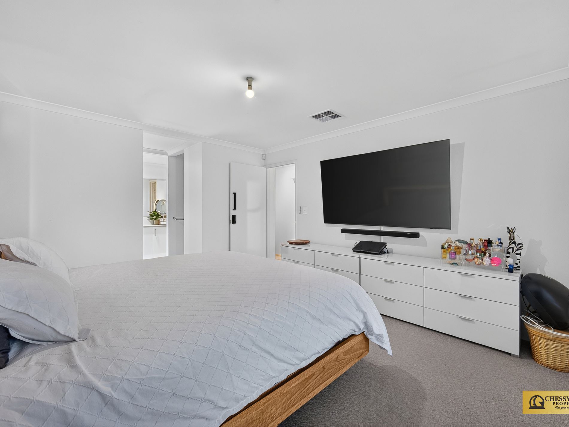 80 Littabella Avenue, Wandi