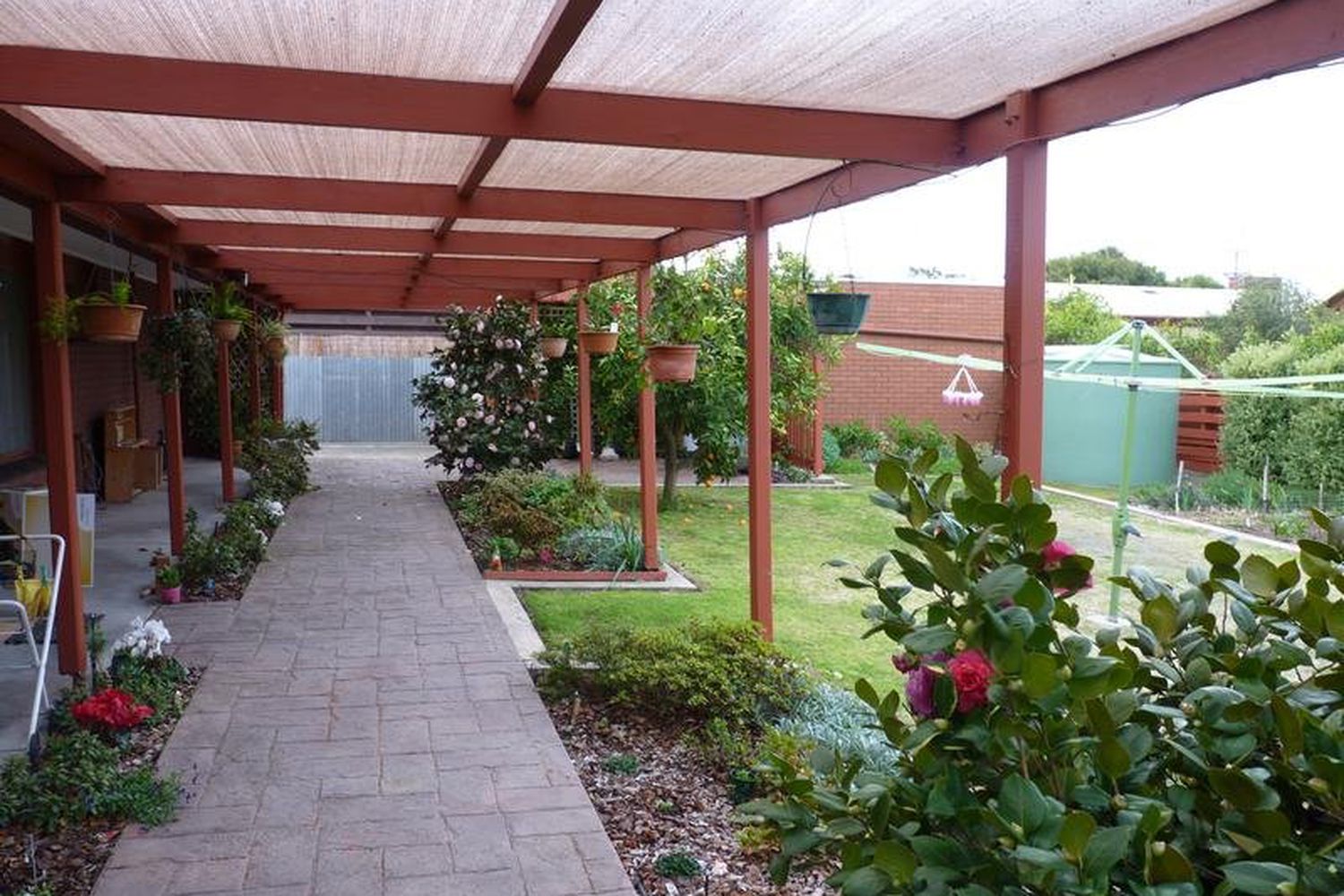 15 Windsor Crescent, Horsham