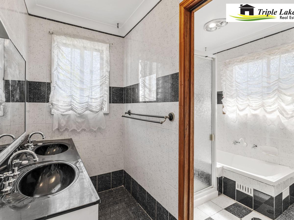 1 Apanie Close, Summerland Point