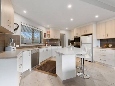 12 Village Court, Mansfield