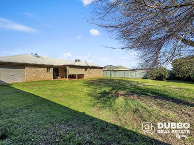18 Doncaster Avenue, Dubbo