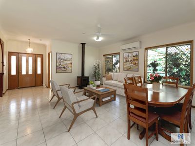 5 Eucalyptus Place, Walloon