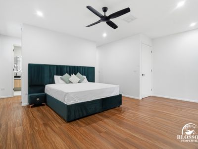 24 Gromark Terrace(THE GABLES), Box Hill