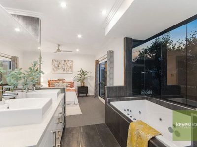 4 Waterdale Pocket, Idalia
