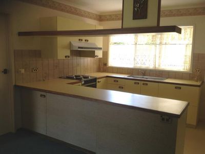 84 Reynolds Road, Belmont