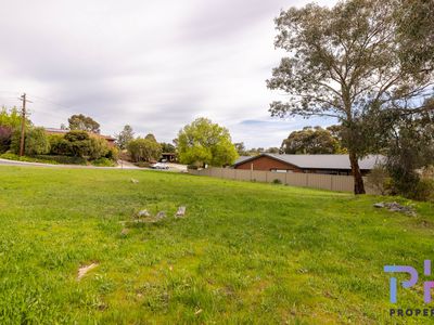 4 Deakin Drive, Flora Hill