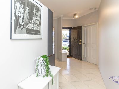 10 Glenallen Way, Ellenbrook