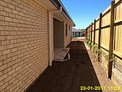 2 / 12 Serengetti Street, Harristown