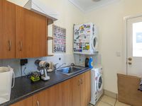 1 Isles Road, Indooroopilly