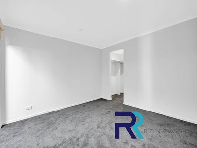 8 POWLETT STREET, Werribee