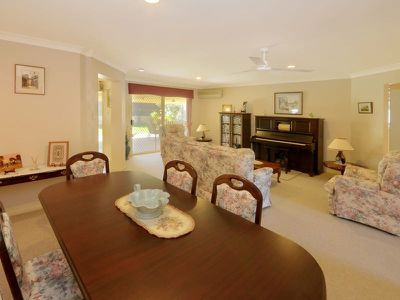 8 Oakland Drive, Tewantin