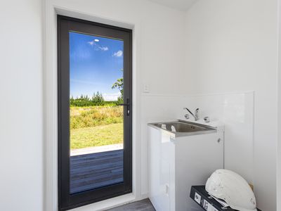 20 Journeys End, Tapora