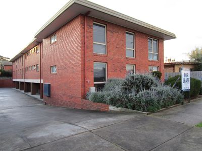 1 / 102 Synnot Street, Werribee