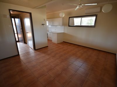 18 Steamer Avenue, South Hedland