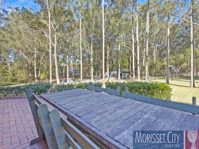 6 Searle Close, Cooranbong