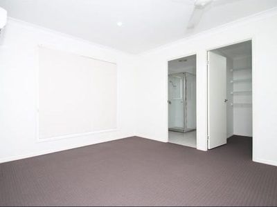 36 Tuna Street, Toolooa