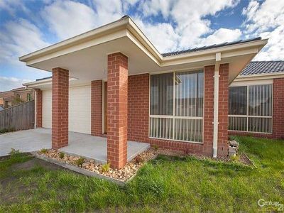 14 Greendale Boulevard, Pakenham