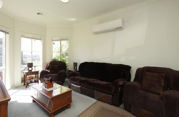 143 Gowanbrae Drive, Gowanbrae