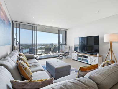 1806 / 96 Bow River Crescent, Burswood
