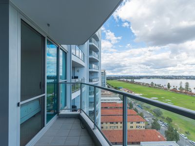 112 / 132 Terrace Road , Perth